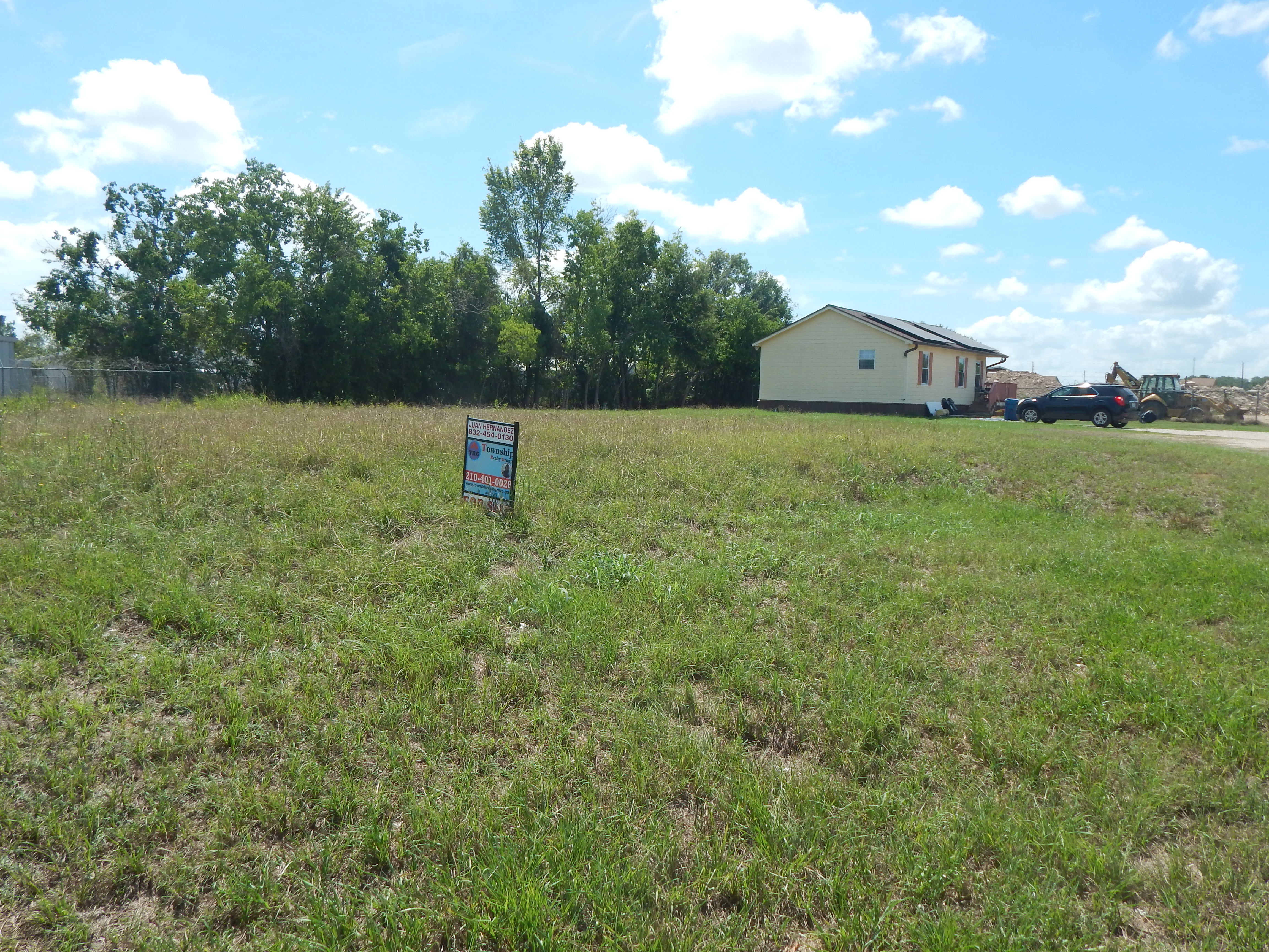 vacant-land-image